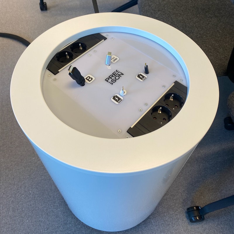 Presson Move Round - Esityskaluste viimeistely valkoinen