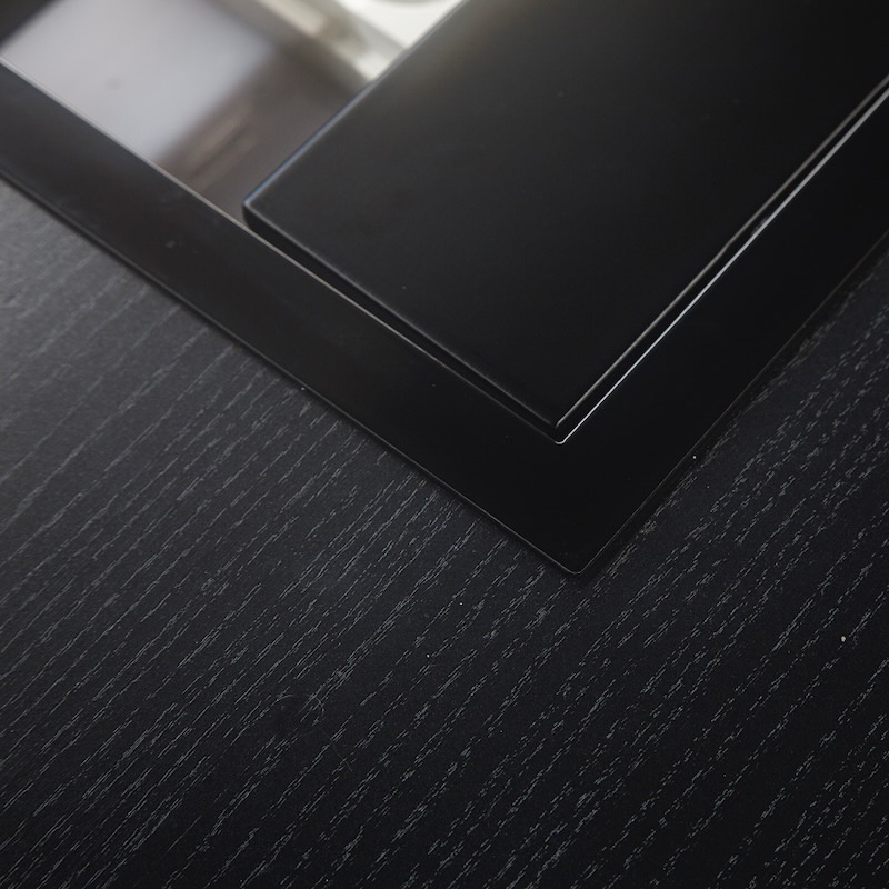 Presson Oy LID - Pöydän viimeistelyyn, musta