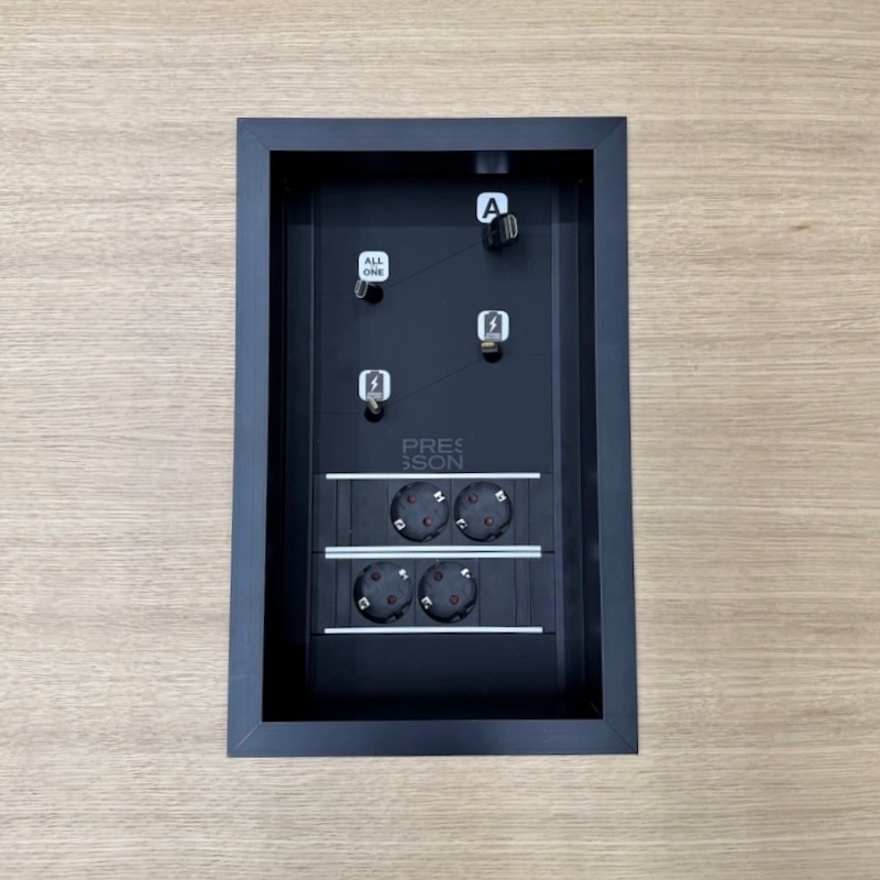 Presson Oy Interface E4 - Esityskaluste viimeistely musta