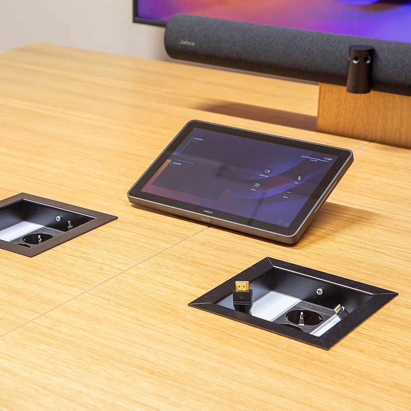 Presson Oy Micro S2 - Esityskaluste viimeistely musta